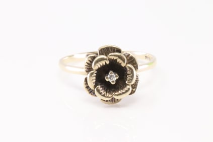 Diamond Flower Ring 10Kt.