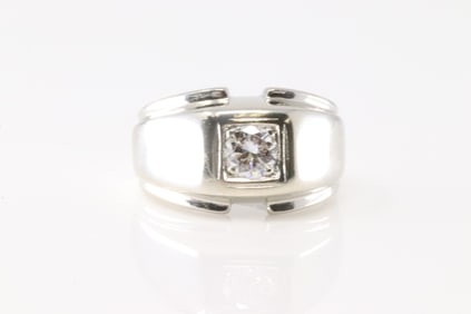 Whiet Gold Diamond Ring 14Kt.