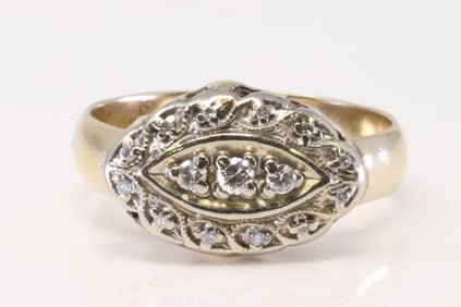14Kt Vintage Yellow Gold Diamond Ring.
