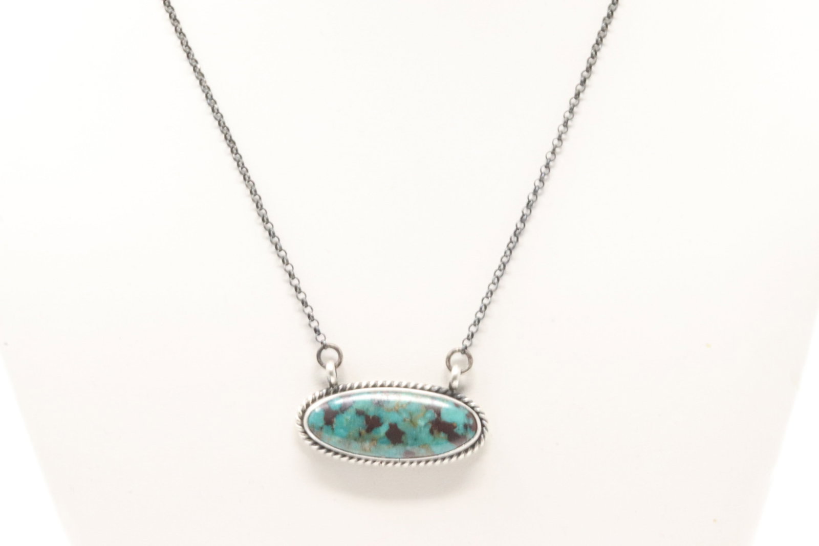 Native America Navajo Sterling Silver Campitos Turquoise Necklace By Judith Dixon.: This is a Native America Navajo Sterling Silver Campitos Turquoise Necklace By Judith Dixon. Necklace length: 16.00"