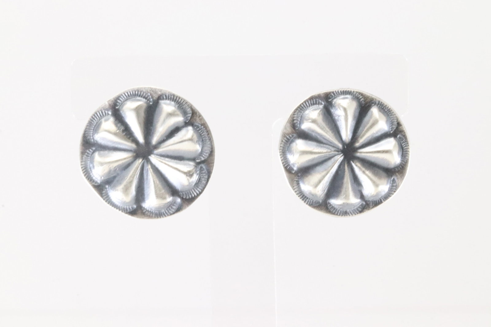 Native American Navajo Sterling Silver Conch Post Earring's By Joan Begay.: This is a Native American Navajo Sterling Silver Conch Post Earring's By Joan Begay.