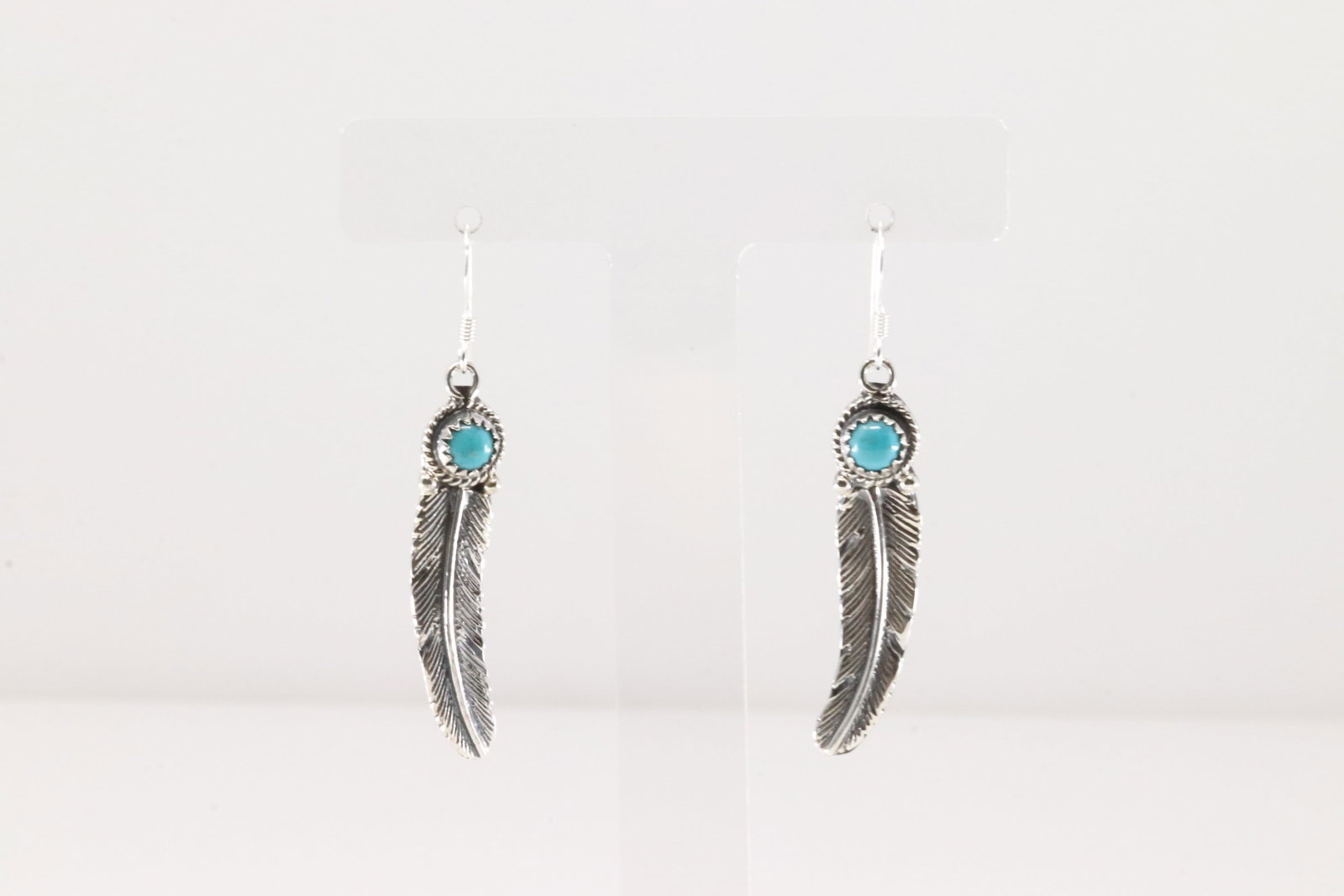 Native American Navajo Sterling Silver Turquoise Feather Dangling Earring's By Sharon McCarthy.: This is a Native American Navajo Sterling Silver Turquoise Feather Dangling Earring's By Sharon McCarthy.