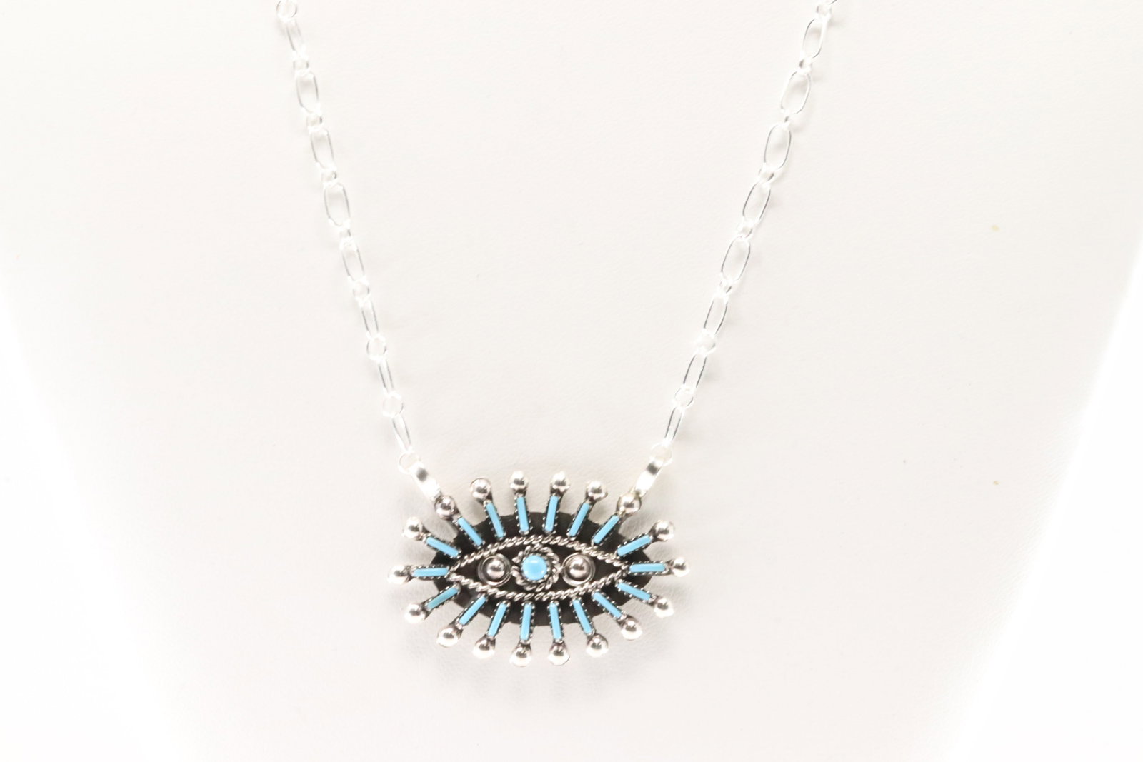 Native America Zuni Sterling Silver Turquoise Necklace By Philander Gia.: This is a Native America Zuni Sterling Silver Turquoise Necklace By Philander Gia. Necklace length: 18.00"