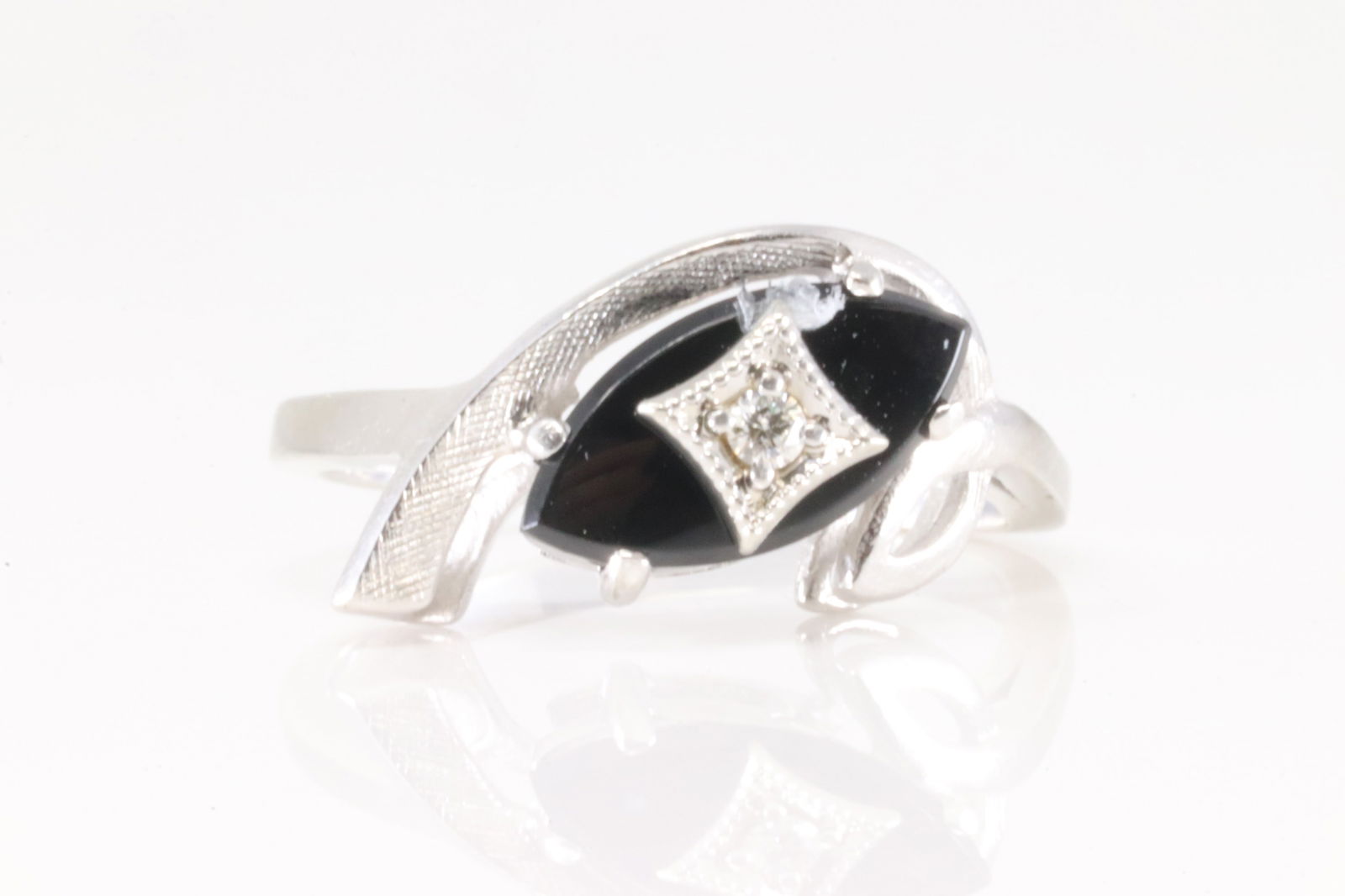 Black Onyx & Diamond Ring (1 of 4)