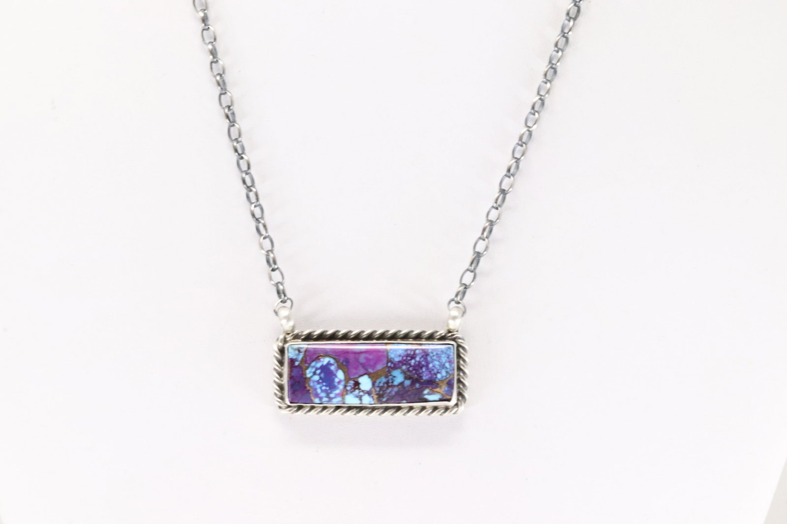 Native America Navajo Sterling Silver Turquoise Compressed Necklace By Augustine Largo.: This is a Native America Navajo Sterling Silver Turquoise Compressed Necklace By Augustine Largo. Necklace length: 16.00"