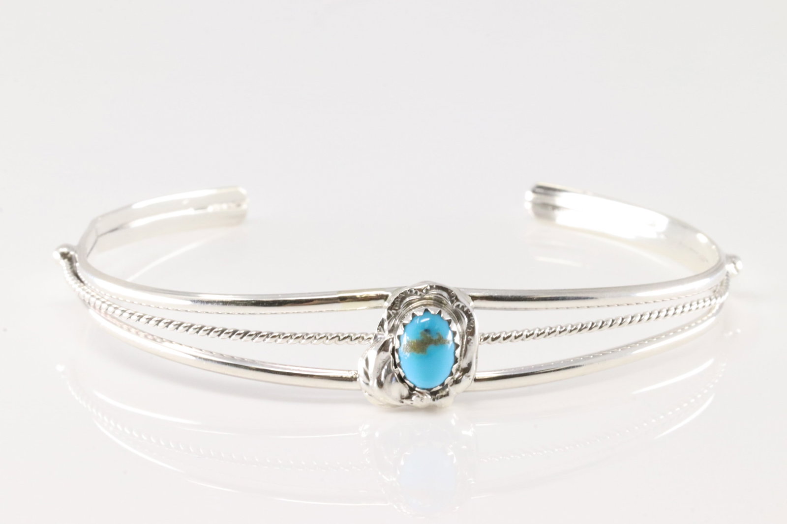 Native America Navajo Sterling Silver Turquoise Bracelet Cuff By Harris Largo.: This is a Native America Navajo Sterling Silver Turquoise Bracelet Cuff By Harris Largo.