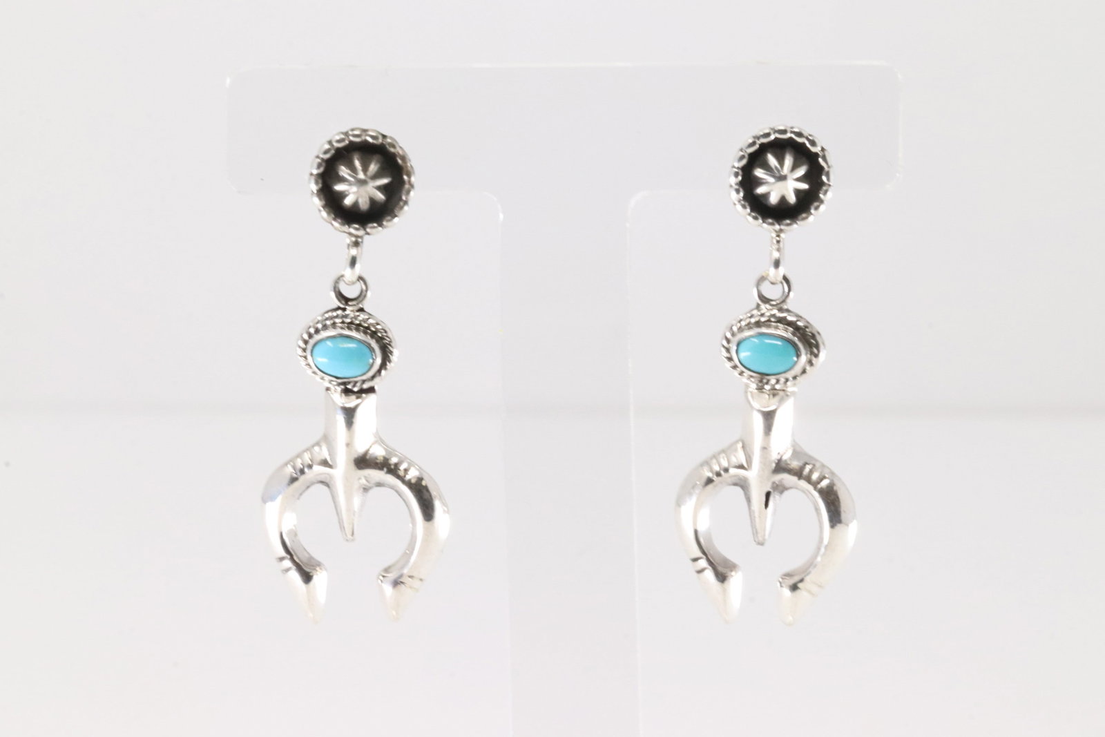 Native America Navajo Sterling Silver Turquoise Naja Post & Dangling Earring's By Gary Shorty.: This is a Native America Navajo Sterling Silver Turquoise Naja Post & Dangling Earring's By Gary Shorty.