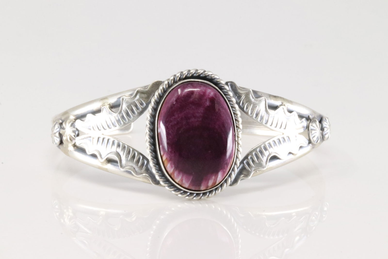 Native America Navajo Sterling Silver Purple Spiny Oyster Bracelet Cuff By M. (1 of 4)