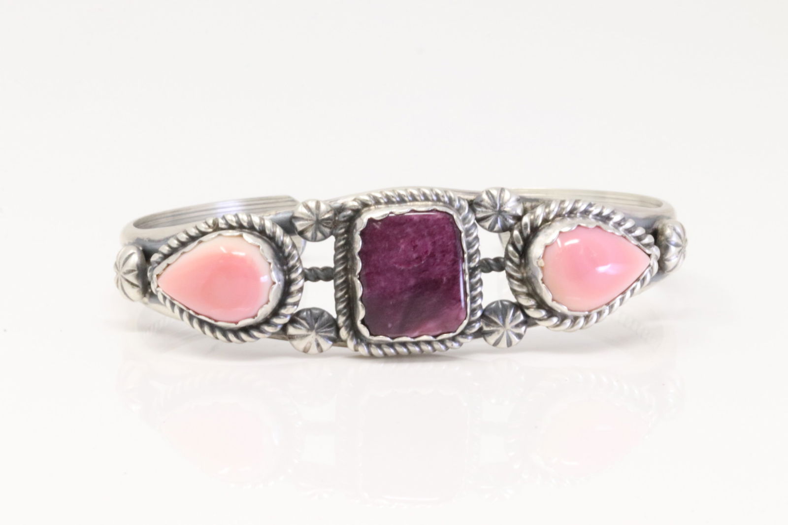 Native America Navajo Sterling Silver Purple Spiny & Pink Conch Bracelet Cuff By J.J.J. (1 of 4)