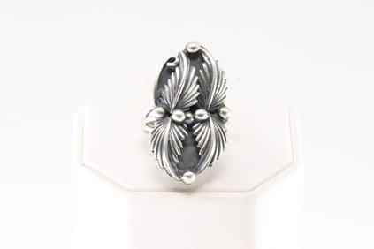 Native America Navajo Sterling Silver Solid Ring Leaf By Gregg Yazzie.
