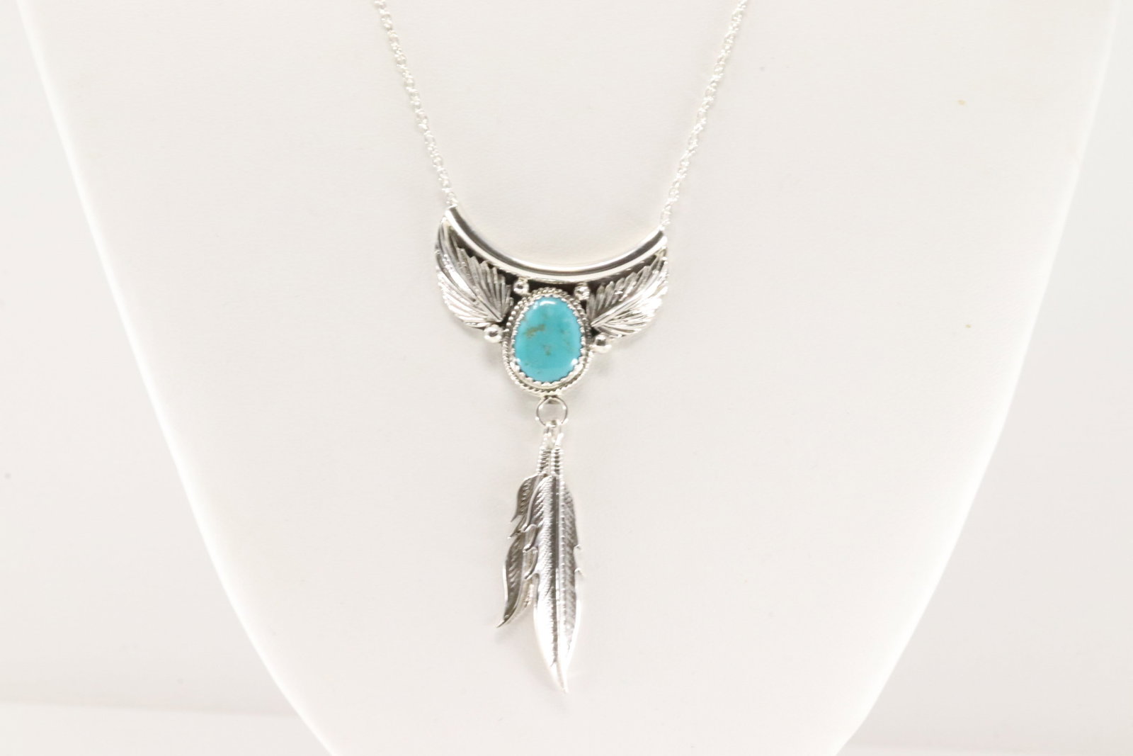 Native America Navajo Sterling Silver Turquoise Necklace/ Feather By Sharon McCarthy.: This is a Native America Navajo Sterling Silver Turquoise Necklace/ Feather By Sharon McCarthy. Necklace length: 18.00"