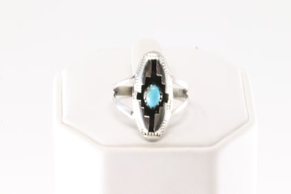 Native America Navajo Sterling Silver Turquoise Ring By Felix Perry.