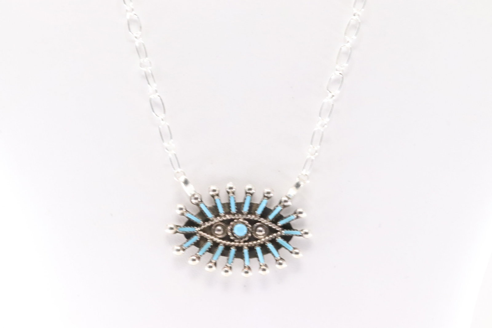 Native America Zuni Sterling Silver Turquoise Necklace By Philander Gia.: This is a Native America Zuni Sterling Silver Turquoise Necklace By Philander Gia. Necklace length: 18.00"