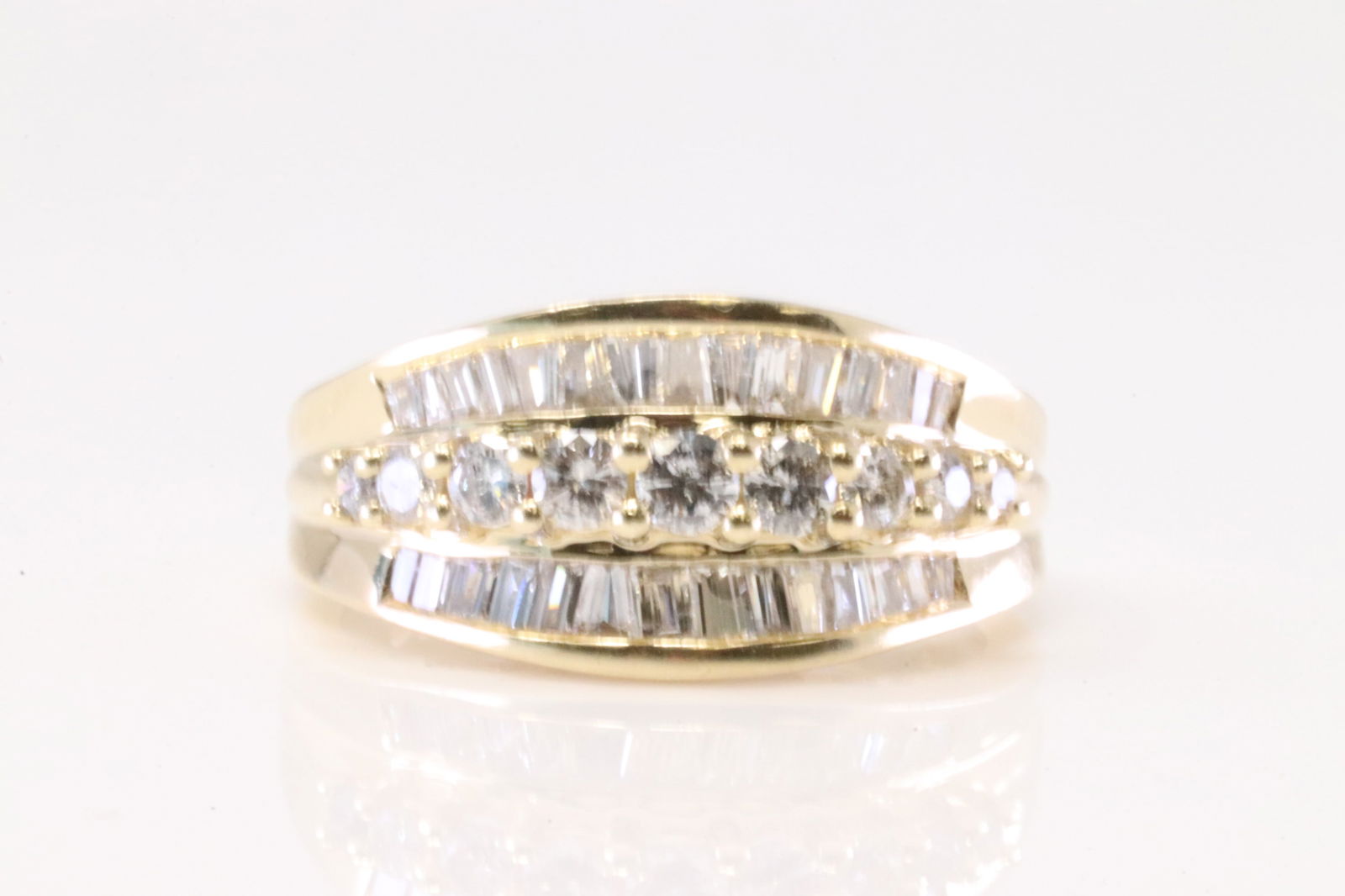 Wedding Diamond Ring 14Kt. (1 of 4)