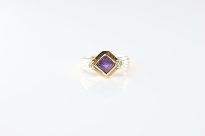 Amethyst & Diamond Ring 14Kt.