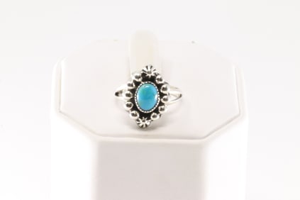 Native America Navajo Sterling Silver Turquoise Ring By Mike Smith.