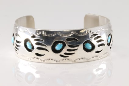 Native America Navajo Sterling Silver Bear Paw Turquoise Bracelet Cuff By Pearlene Spencer.
