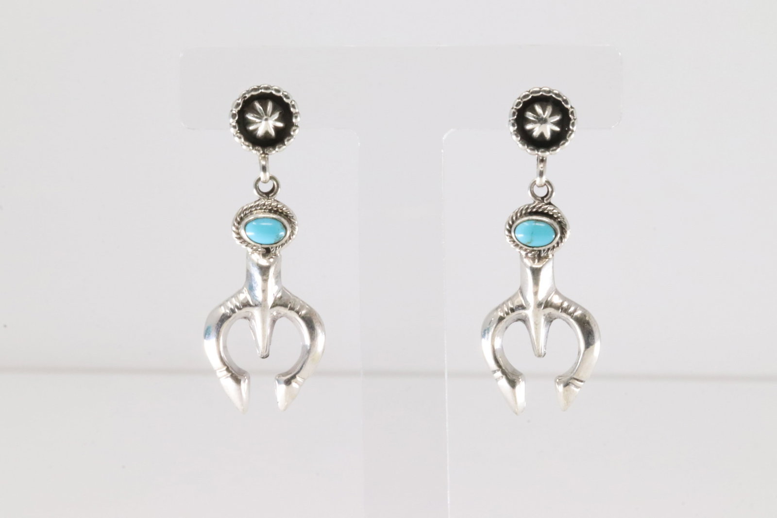Native America Navajo Sterling Silver Turquoise Naja Post / Dangling Earring's By Gary Shorty.: This is a Native America Navajo Sterling Silver Turquoise Naja Post / Dangling Earring's By Gary Shorty.