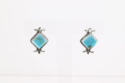Native America Navajo Sterling Silver Turquoise Post Earring's By Louise Joe.