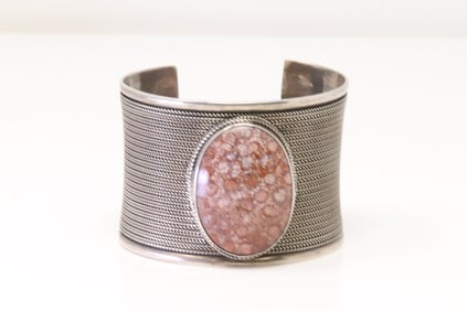 Non Native America Navajo Sterling Silver Pink Stone Bracelet Cuff.