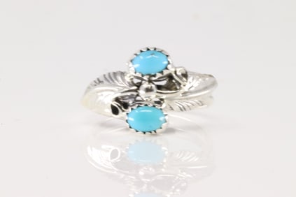 Native America Navajo Sterling Silver Turquoise Ring By Harry B. Yazzie.