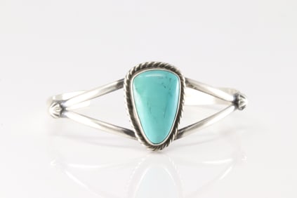 Native America Navajo Sterling Silver Kingman Turquoise Bracelet Cuff By Augustine Largo.