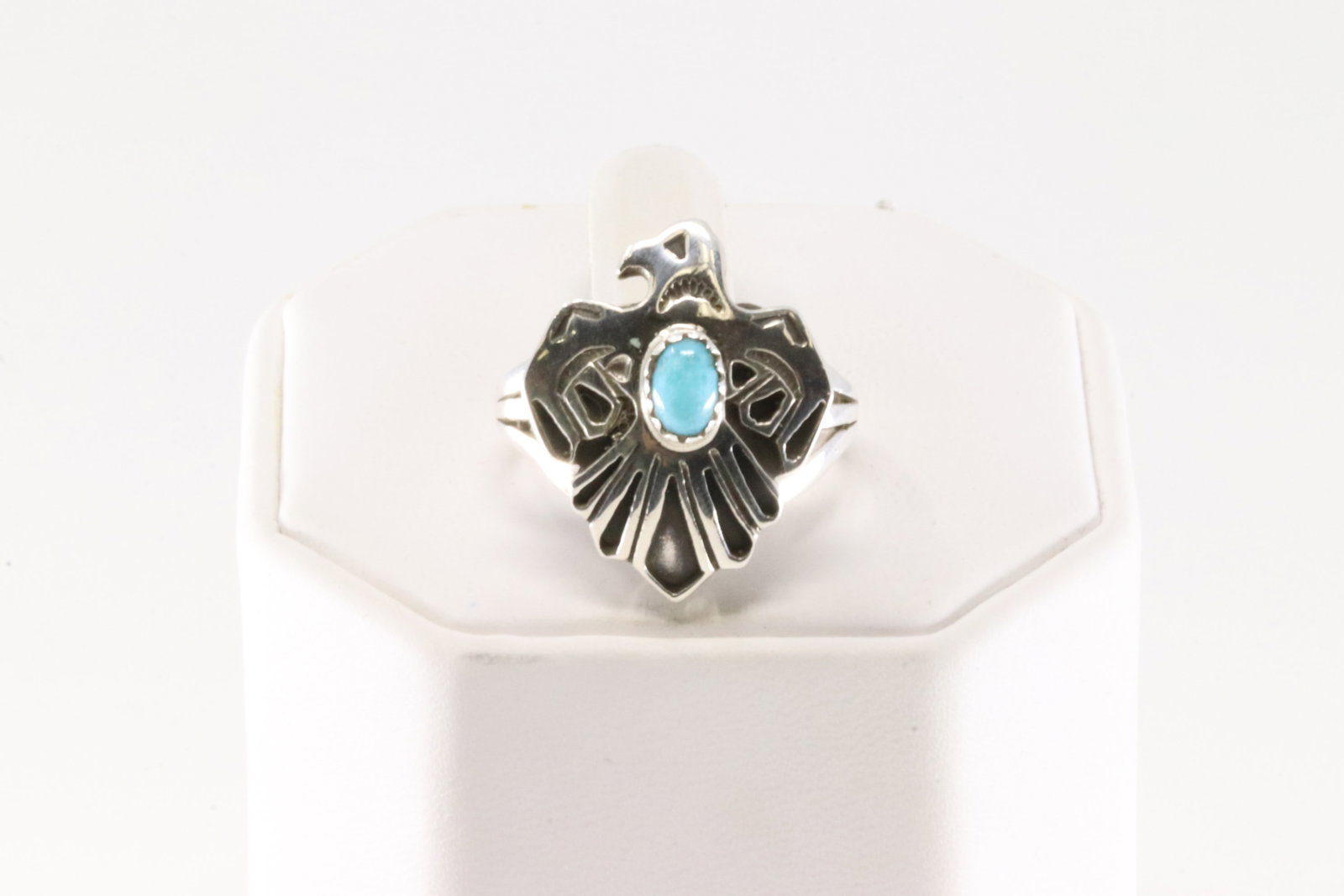 Native America Navajo Sterling Silver Turquoise Thunderbird Ring By Theresa Smith.: This is a Native America Navajo Sterling Silver Turquoise Thunderbird Ring By Theresa Smith. Ring size: 9.50.