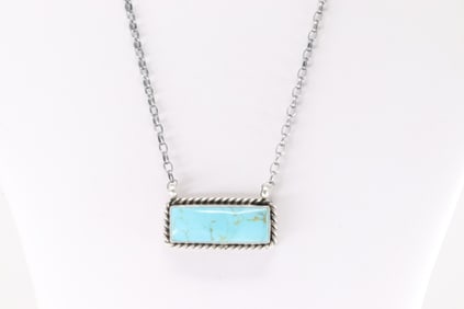 Native America Navajo Sterling Silver Kingman Turquoise Necklace By Augustine Largo.