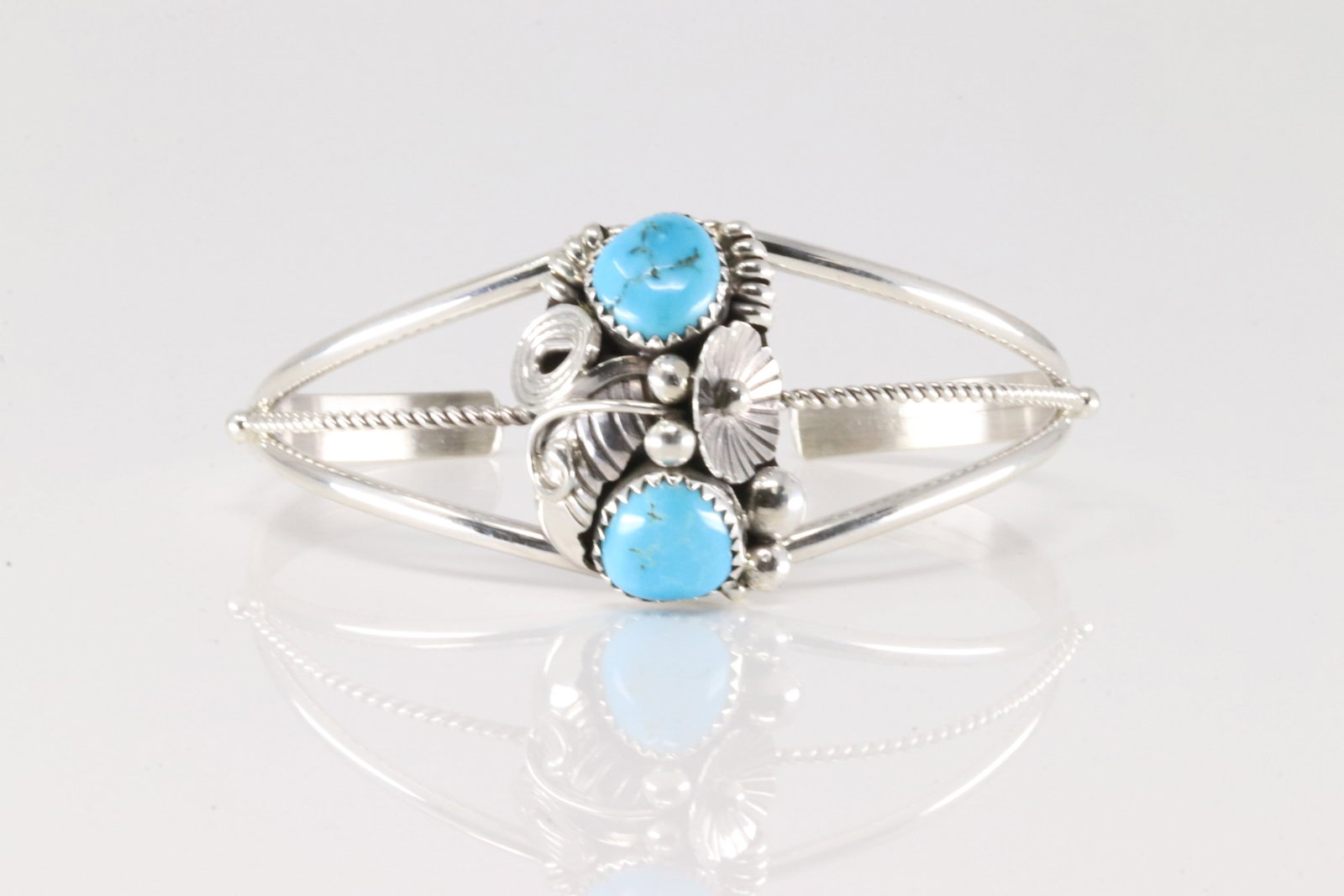 Native America Navajo Sterling Silver Turquoise Bracelet Cuff By Max Calladitto.: This is a Native America Navajo Sterling Silver Turquoise Bracelet Cuff By Max Calladitto.