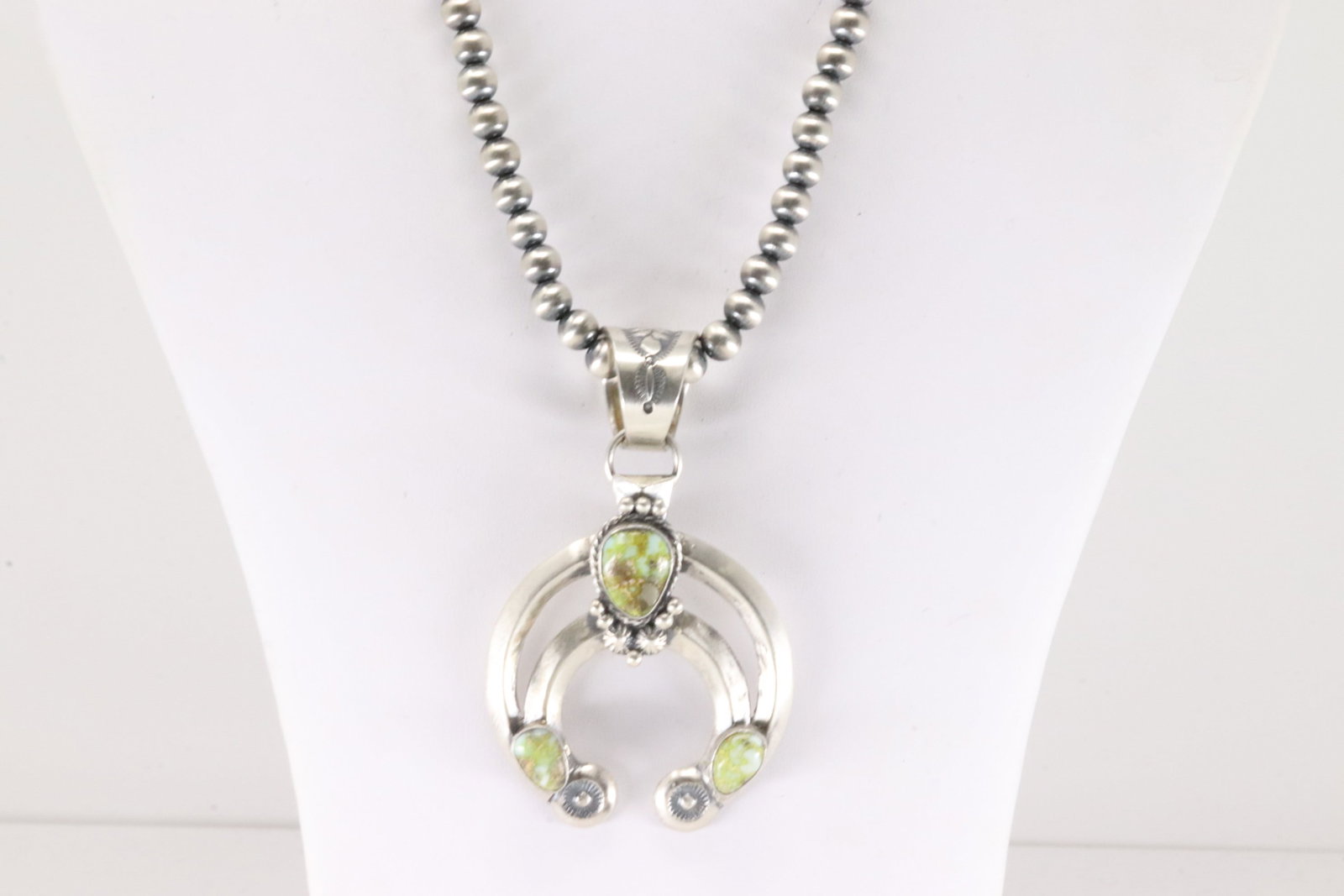 Native American Navajo Sterling Silver Palomino Naja Necjklace By Samuel Yellowhair.: This is a Native American Navajo Sterling Silver Palomino Naja Necjklace By Samuel Yellowhair. Necklace length: 18.00"