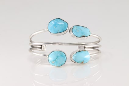 Native America Navajo Sterling Silver Kingman Turquoise Bracelet Cuff By Pansy Johnson.