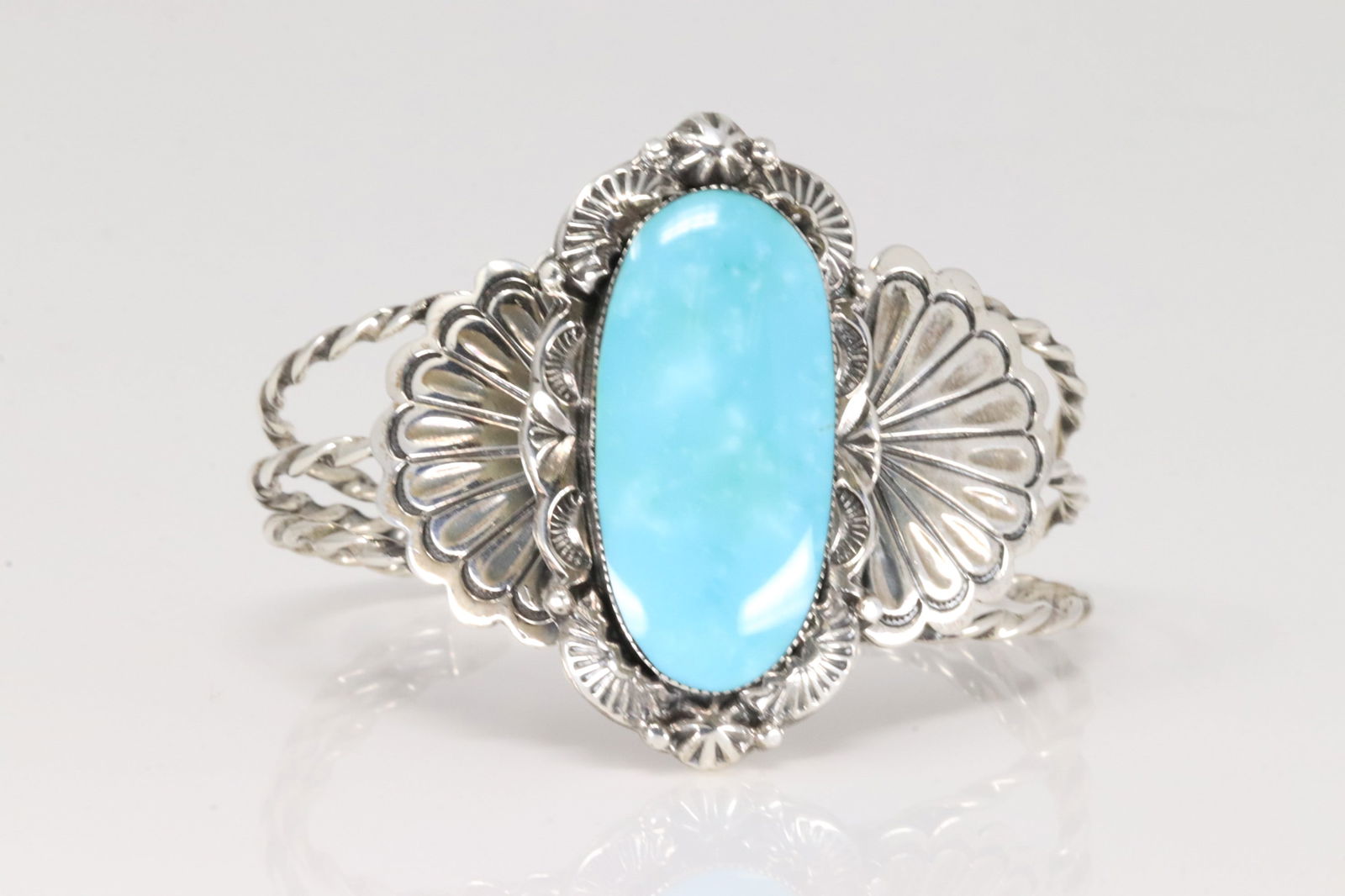 Native America Navajo Sterling Silver Turquoise Bracelet Cuff By Gilbert Smith. (1 of 4)