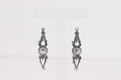 Native America Navajo Sterling Silver Dangling Earring's By Bobby Platero.
