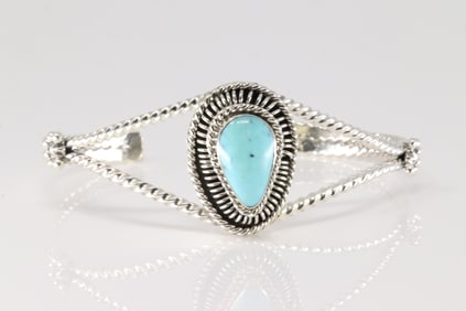 Native America Navajo Sterling Silver Turquoise Bracelet Cuff By Sadie Jim.