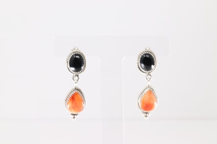 Native America Navajo Sterling Silver Spiny Oyster & Black Onyx Post / Dangling Earring's By Theresa