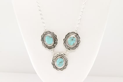Native America Navajo Sterling Silver Turquoise Necklace By Gwendolyn Burnside.
