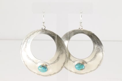 Native America Navajo Sterling Silver Kingman Turquoise Dangling Earring's. Made in U.S.A.