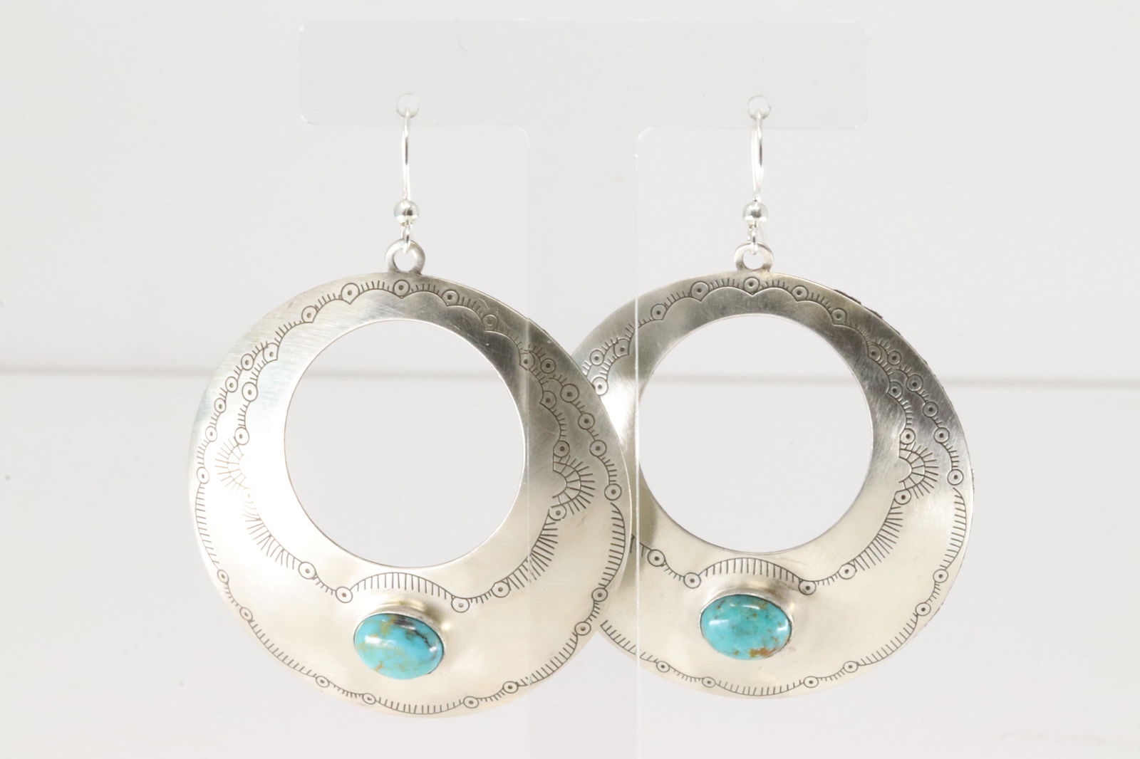 Native America Navajo Sterling Silver Kingman Turquoise Dangling Earring's. Made in U.S.A. (1 of 4)