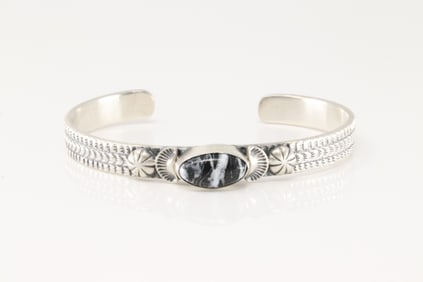 Native America Navajo Sterling Silver White Buffalo Barcelet Cuff By M.Spencer.