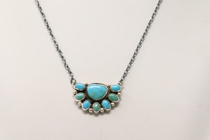 Native America Navajo Sterling Silver Kingman Turquoise Necklace By Geraldine James.