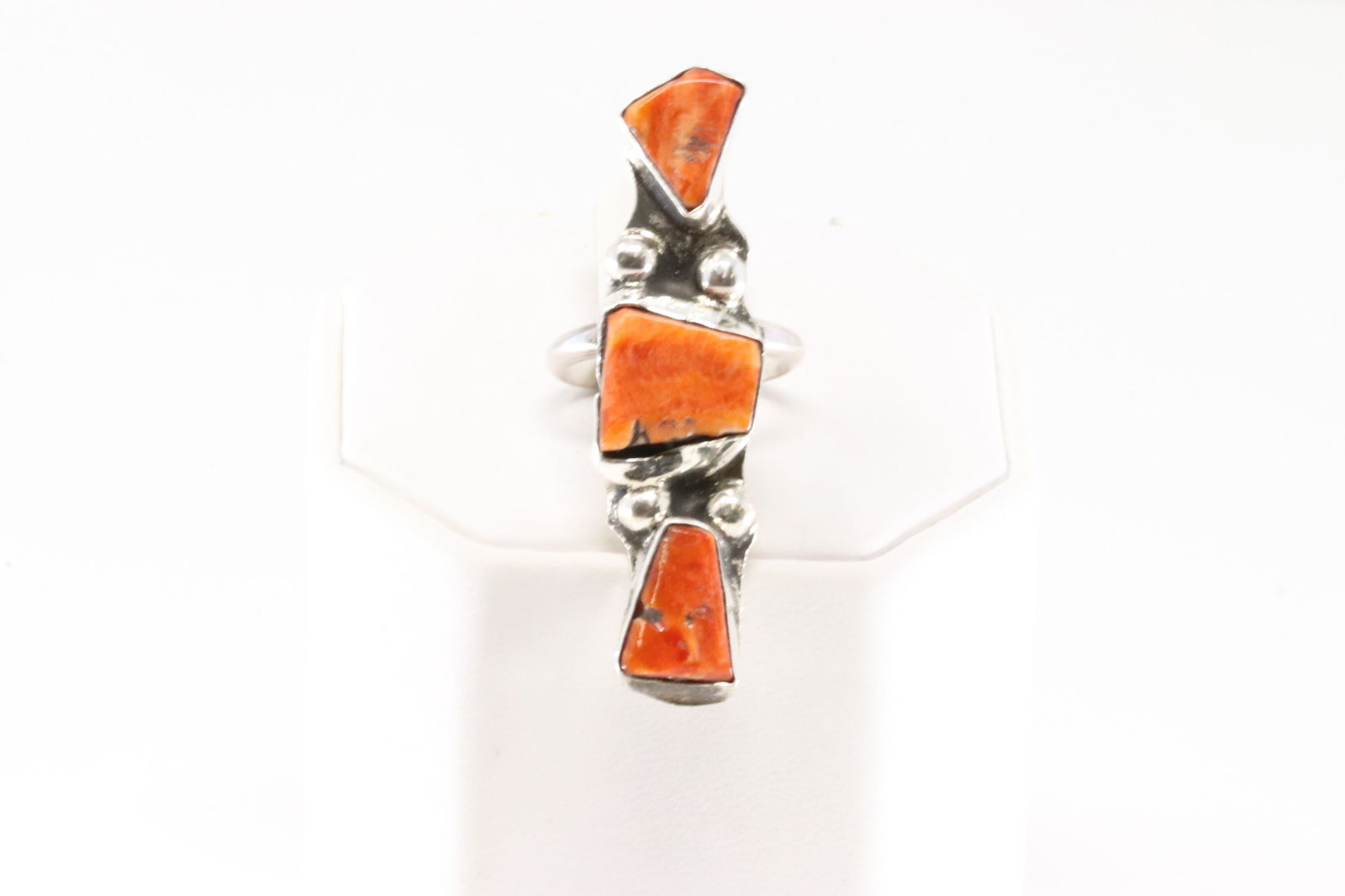 Native America Zuni Sterling Silver Spiny Oyster Ring By Jude Candelaria. (1 of 4)