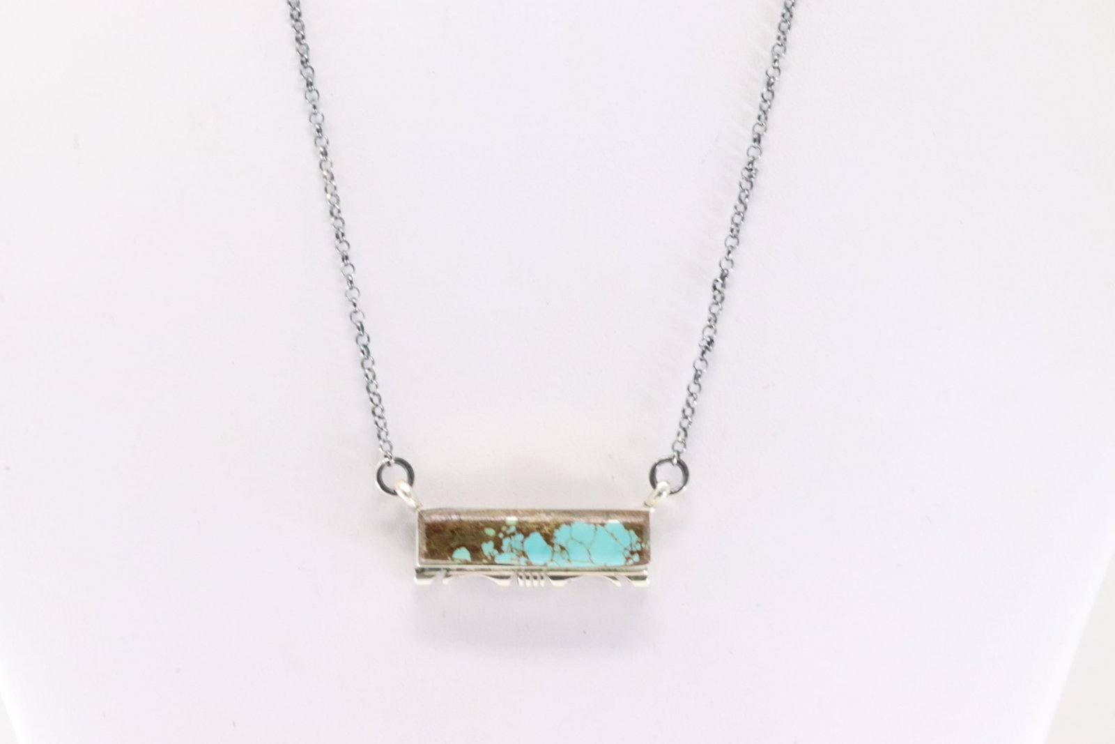 Native America Navajo Sterling Silver Number 8 Turquoise Necklace By Steve Francisco.: This is a Native America Navajo Sterling Silver Number 8 Turquoise Necklace By Steve Francisco. Necklace length: 16.00"