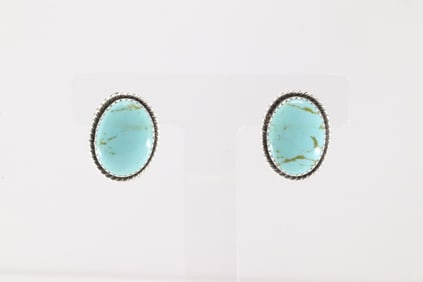 Native America Navajo Sterling Silver Kingman Turquoise Post Earring's By Virginia Becenti.