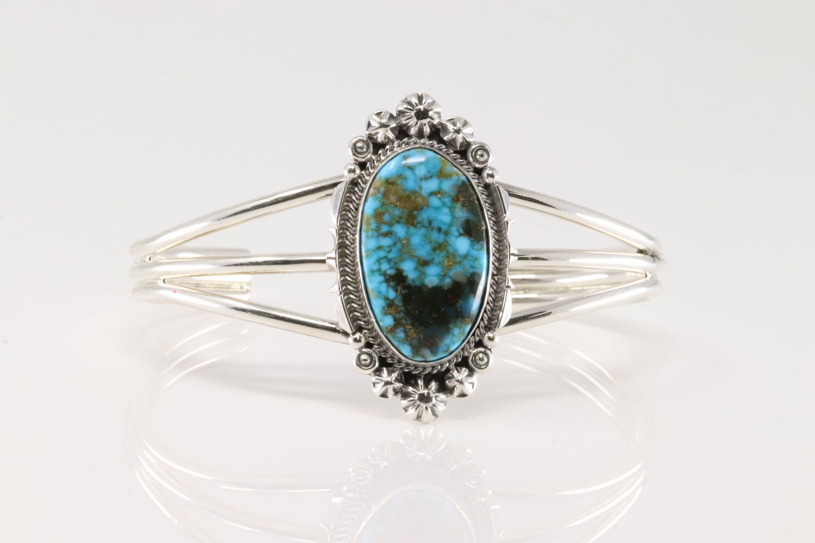 Native America Navajo Sterling Silver Turquoise Bracelet Cuff By Daniel Benally. (1 of 4)