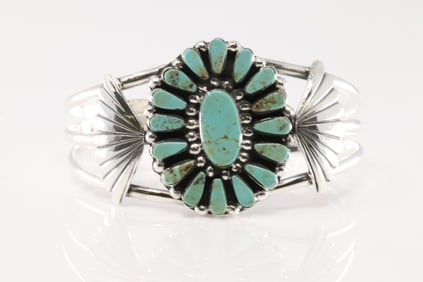 Native America Navajo Sterling Silver Turquoise Bracelet Cuff.