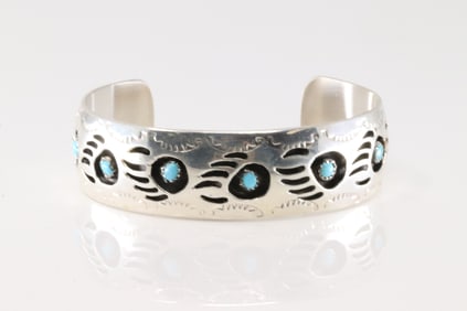 Native America Navajo Sterling Silver Bear Paw Turquoise Bracelet Cuff By Pearlene Spencer Talley.
