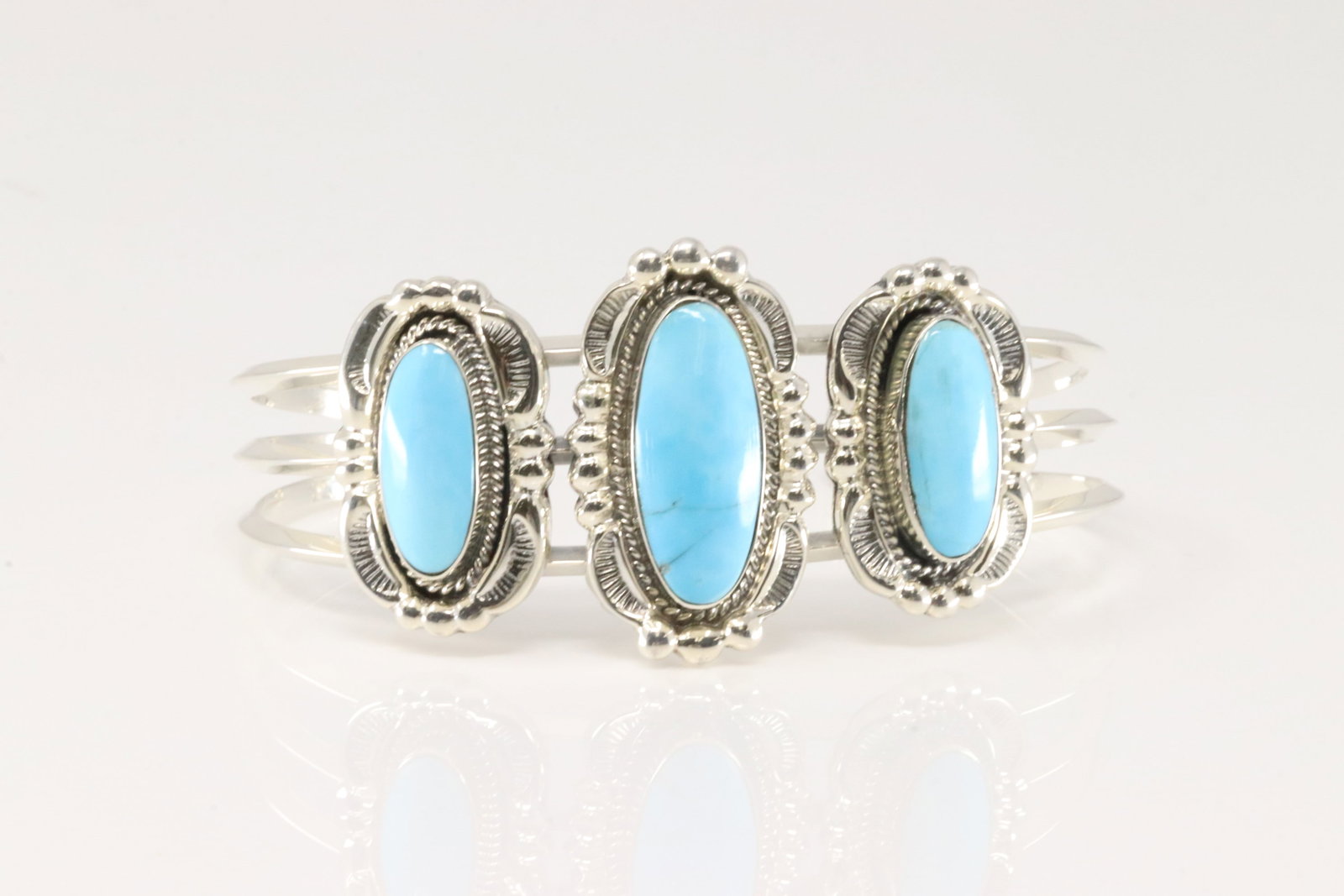 Native America Navajo Sterling Silver Turquoise Barcelet Cuff By Irvin Tsosie.: This is a Native America Navajo Sterling Silver Turquoise Barcelet Cuff By Irvin Tsosie.