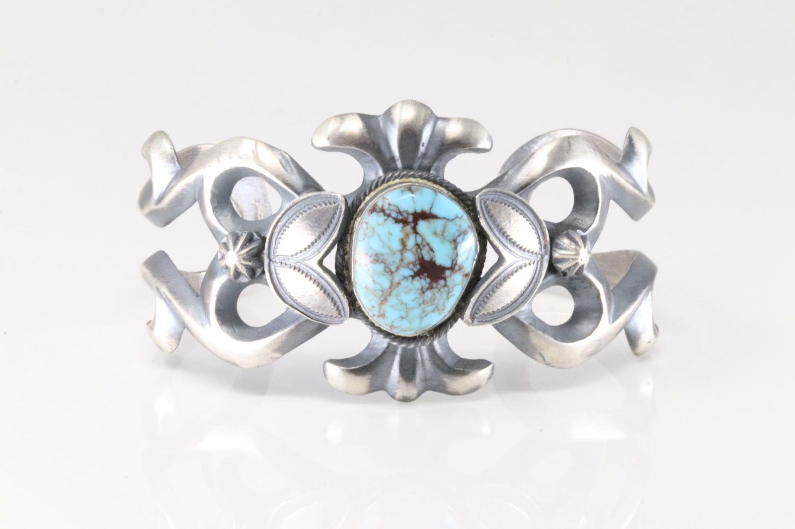 Native America Navajo Sterling Silver Kingman Turquoise Bracelet Cuff By H.Morgan. (1 of 4)