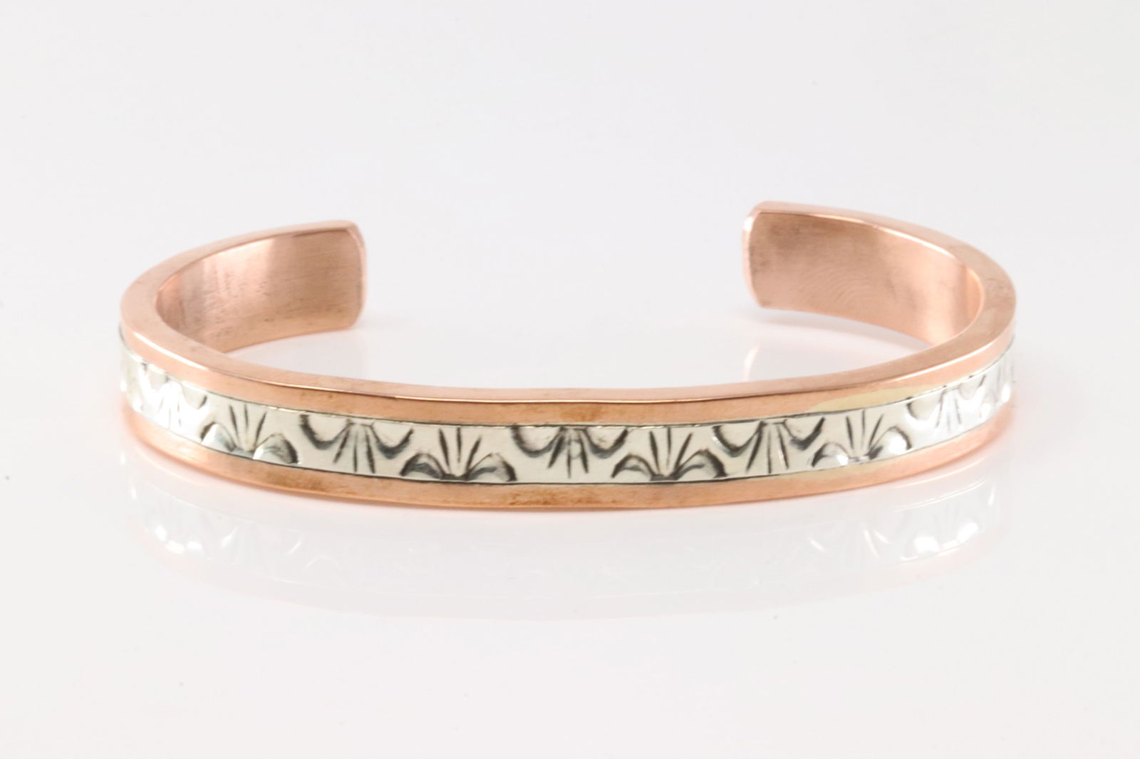 Native America Navajo Sterling Silver Copper Bracelet By Wylie Secatero.: This is a Native America Navajo Sterling Silver Copper Bracelet By Wylie Secatero.