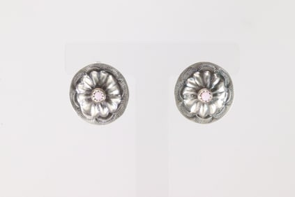 Native America Navajo Sterling Silver Pink Conch Shell Post Earring's By Joan Begay.